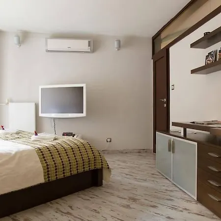 Old In Ba/5*luxus/3xtv/bar Internet Апартаменты *